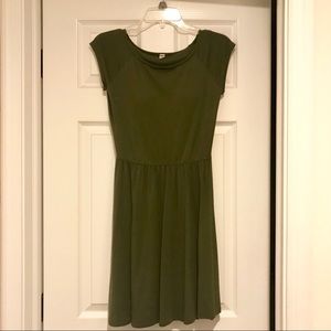 Uniqlo dress with built in bra